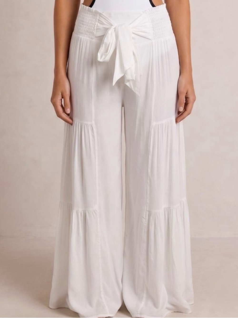 Elan White pants with tie front.